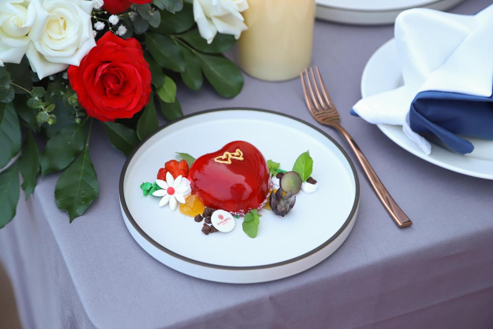 فندق كاو فونج تاو المظهر الخارجي الصورة A heart-shaped Jell-O mold