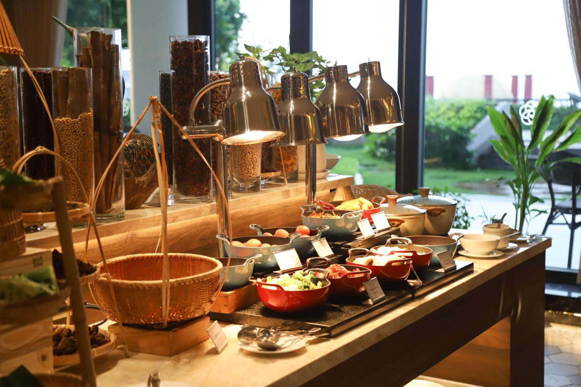 فندق كاو فونج تاو المظهر الخارجي الصورة A salad bar